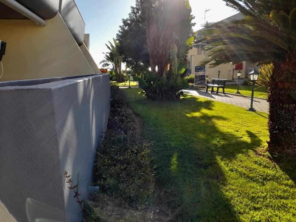 Condominio Do Mar Lagos Exterior photo